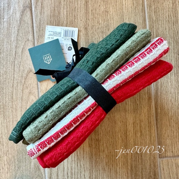 Hearth & Hand Magnolia 4pk Waffled Cotton Christmas Dishcloth Set - Picture 6 of 10